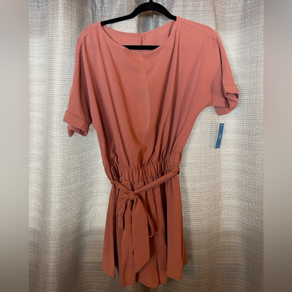 Cup She Romper - Picture 1 of 6